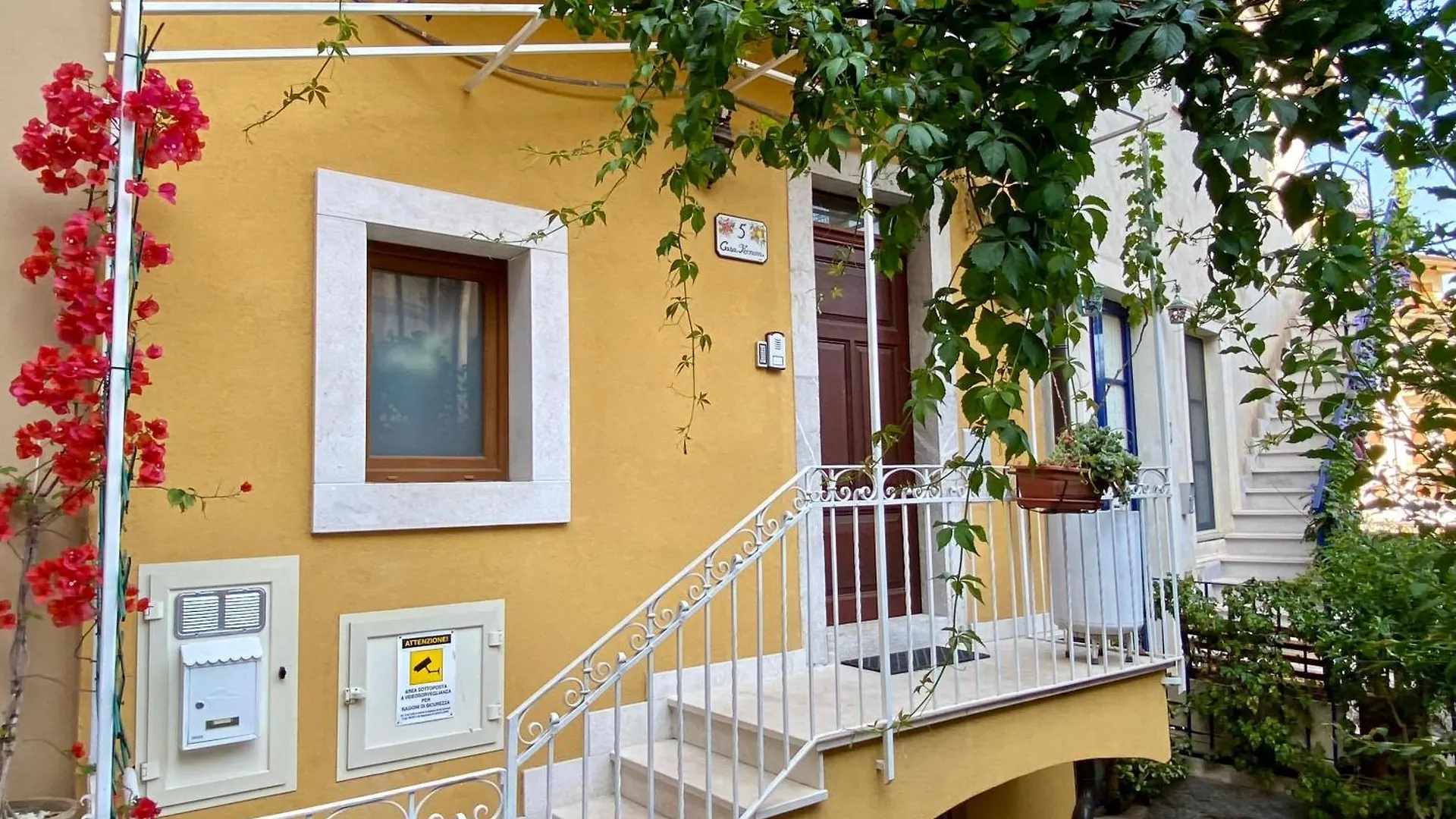 Sole Apartment Taormina
